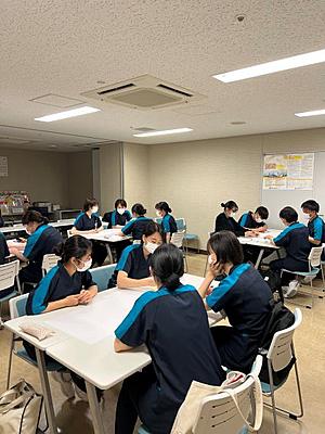 医療法人社団 協友会 吉川中央総合病院 新人研修の様子2